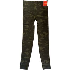 NWT SPANX Women's size Medium Green Camo "Look At Me Now" Leggings Gym Workout